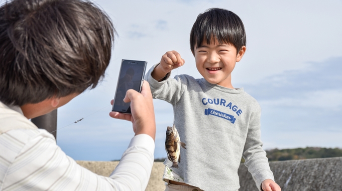 【体験グルメ】目の前の海で釣り体験♪釣れたお魚は料理長が調理して夕食でご提供！おまかせグルメ